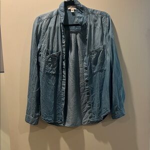 Anthropologie cloth and stone chambray Button-Up Shirt